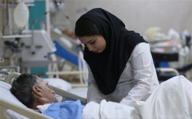 معاون پرستاری وزیر بهداشت، درمان و آموزش پزشکی از افزایش ۵۰ درصدی حقوق پرستاران و ۳۵ درصدی حقوق پرستاران شرکتی از امسال خبر داد.