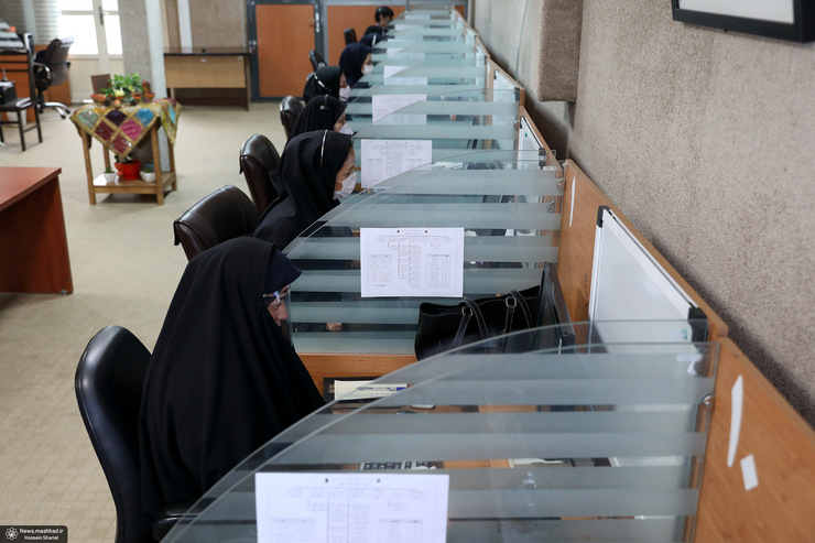 سرپرست اداره ارتباطات مردمی ۱۳۷ از تماس ۷۵ شهروند با مرکز ارتباطات مردمی ۱۳۷ برای اعلام موارد مرتبط با وزش باد شدید شب گذشته خبر داد.