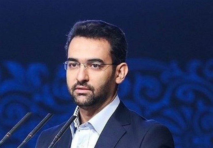 وزیر ارتباطات و فناوری اطلاعات گفت: در توسعه اینترنت همراه نیازمند همکاری شهرداری‌ها هستیم و برخی شورا‌های شهر و شهرداری‌ها با احداث سایت و دکل مخالفت می‌کنند.