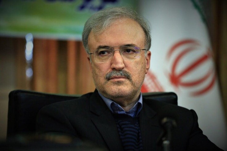 وزیر بهداشت، درمان و آموزش پزشکی ایران در واکنش به اظهارات وزیر بهداشت آمریکا برای کمک به ایران نوشت: حاضریم به مردم گرفتار آمریکا برای نجات از درماندگی دولتشان برای برون رفت از شرایط سهمگین کنونی کمک کنیم.