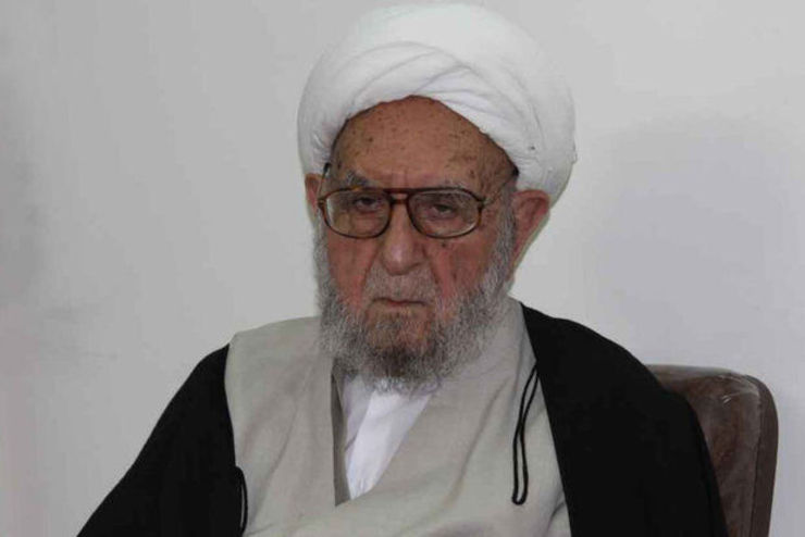 آیت‌الله ابراهیم امینی نماینده مردم تهران در مجلس خبرگان رهبری و نایب رئیس سابق این مجلس به دیار حق شتافت.
