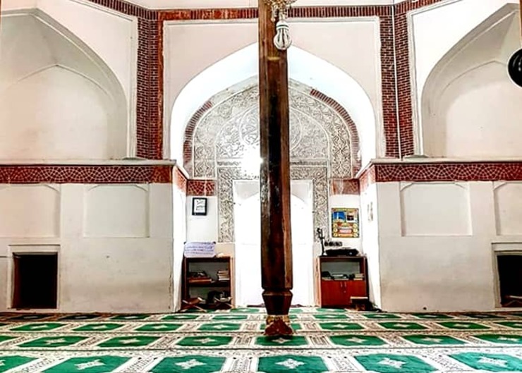 مجموعه تاریخی مزار شاهزاده قاسم مشهدریزه بازپیرایی خواهد شد