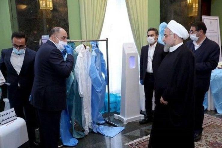 رئیس جمهور با اشاره به درخواست آزاد‌سازی ۱۸ میلیون ماسک مازاد مصرف کادر درمانی و مراکز بهداشتی کشور از سوی وزارت صنعت، معدن و تجارت و اعلام موافقت وزارت بهداشت، دستور موافق خود را برای تحقق این امر صادر کرد.