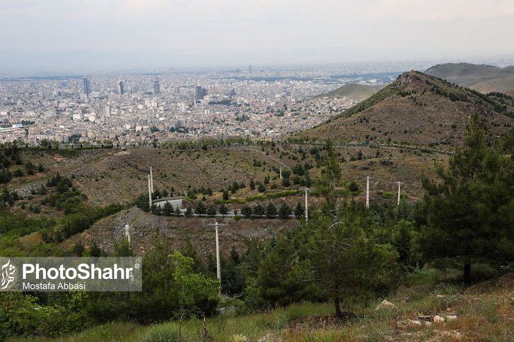 دادستان مشهد گفت: ساخت کوه پارک در ستاد تدبیر استان مطرح شد و صرفا برای خارج شدن این منطقه از وضعیت فعلی اجازه این اقدام به شهرداری داده شده است.