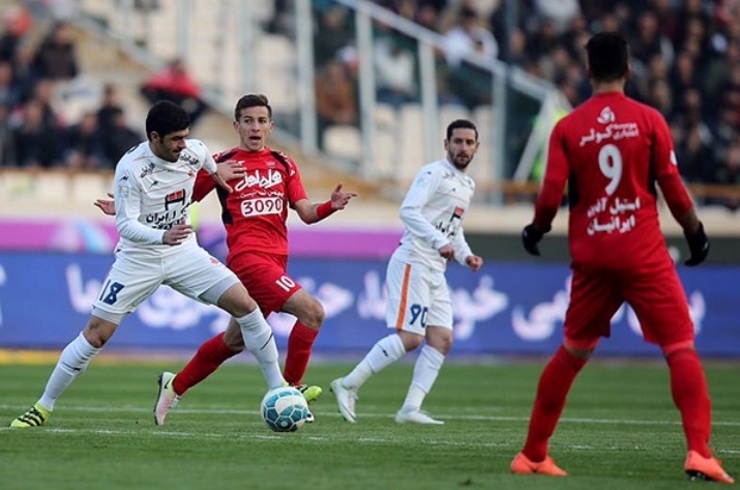 پرسپولیس فردا جمعه (16 خرداد)در یک بازی دوستانه به مصاف سایپا می‌رود.