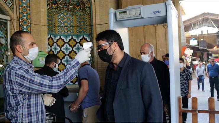 سخنگوی وزارت بهداشت از شناسایی ۲۸۸۶ بیمار جدید کووید_۱۹درکشور طی ۲۴ ساعته گذشته خبر داد.