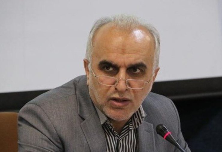 وزیر امور اقتصاد و دارایی گفت که رتبه ایران در فضای کسب و کار از ۱۵۲ به ۱۲۷ کاهش یافته و کاهش جدی‌تری هم در پیش است.
