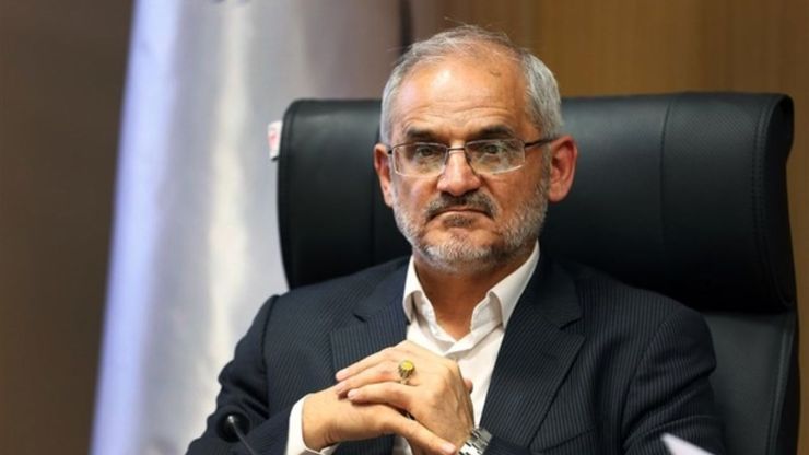 شیوع کرونا در سطح کشور تغییرات زیادی را ایجاد کرد. این بیماری یک فرصت برای تغییرات به وجود آورد و  بسیاری از ساختارهای سنتی را شکست و ساختارهای جدیدی را جایگزین کرد.