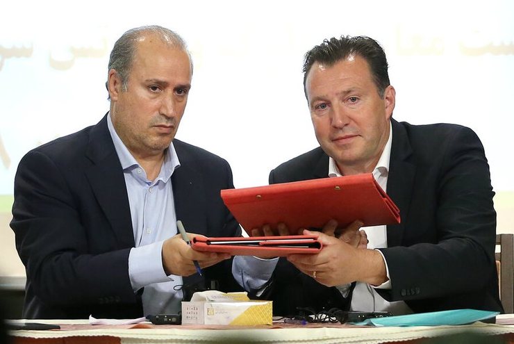 مهدی تاج در برنامه فوتبال برتر گفت: ویلموتس رنکینگ 19 مربیان جهان است و با مبلغ 2.2 میلیون دلار می‌ارزید.