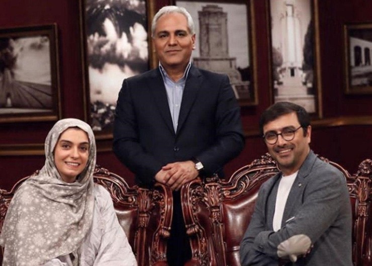الیکا عبدالرزاقی و امین زندگانی شب گذشته مهمان برنامه دورهمی مهران مدیری بودند.