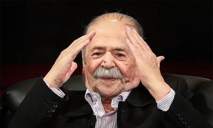 محمدعلی کشاورز هنرمند مطرح سینما، تئاتر و تلویزیون امروز (یکشنبه، 25 خرداد) و در سن نودسالگی بعد از تحمل دوره‌ای بیماری درگذشت.