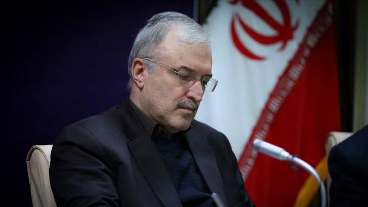 سعید نمکی وزیر بهداشت درمان و آموزش پزشکی علیرغم حضور مستمر در جلسات هیات دولت در سال‌های اخیر؛ در دو جلسه اخیر اعضای کابینه و ستاد ملی مبارزه با کرونا حضور کم‌رنگی داشته است.