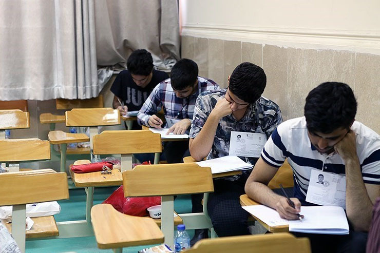 معاون آموزش متوسطه آموزش و پرورش: مدارس باید حتما برای برگزاری امتحانات پایان ترم دانش‌آموزان بر اساس آیین‌نامه‌های ابلاغی آموزش و پرورش عمل کنند.
