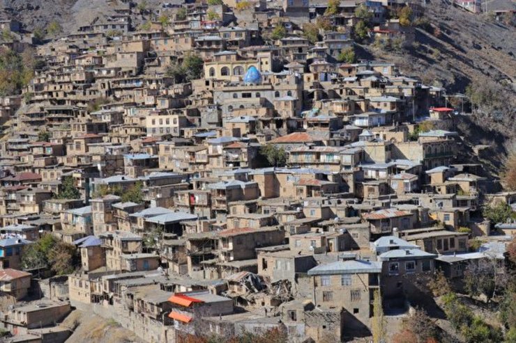 روستای تاریخی سه هزار ساله کنگ، که به ماسوله خراسان معروف است پس از کش‌وقوس‌های فراوان در فهرست آثار ملی قرار گرفت.