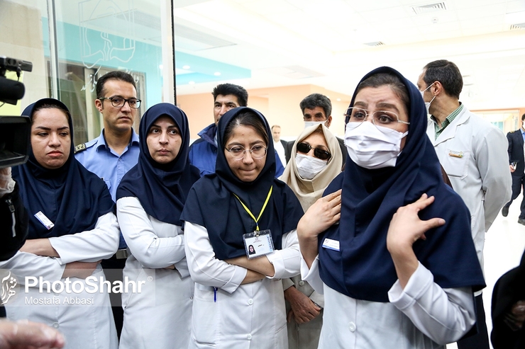 رئیس هیئت‌مدیره نظام پرستاری مشهد بیان کرد: در حوزه دانشگاه علوم‌پزشکی مشهد و شهرستان‌های تابعه این دانشگاه تاکنون حدود ۲۰۰ پرستار به کرونا مبتلا شده‌اند و از جامعه پرستاری خوشبختانه پرستاری فوت نکرده است و شهید راه‌خدمت نداشته‌ایم.