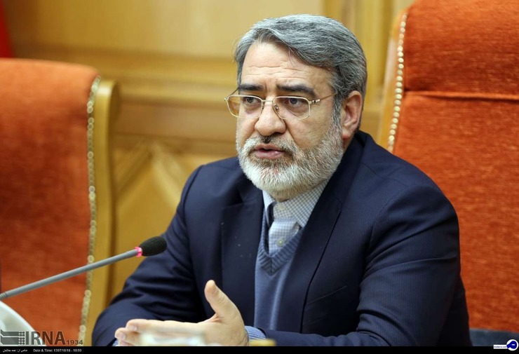 وزیر کشور گفت: مقرر شد مساجد بعد از تصویب در ستاد ملی فقط برای امر نماز جماعت با رعایت پروتکل های بهداشتی بازگشایی شود.