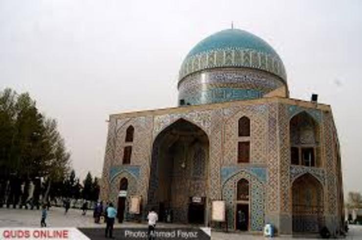 پس از عید فطر و در راستای عمل به مصوبه ستاد ملی مقابله با کرونا، بقاع متبرکه امامزادگان استان سه ساعت صبح و سه ساعت بعد از ظهر به روی زائران گشوده می‌شود.