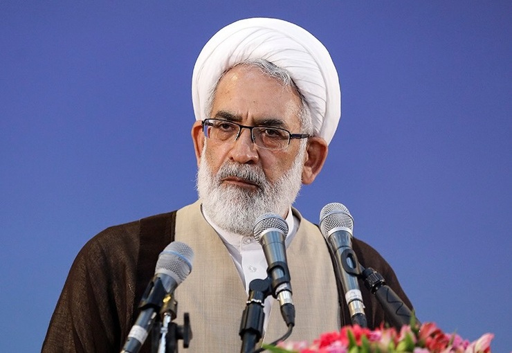 منتظری، دادستان کل کشور، در واکنش به مرگ قاضی غلامرضا منصوری در کشور رومانی گفت: مرگ آقای منصوری مشکوک بود و باید بررسی شود.