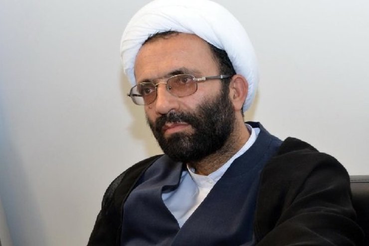 سلیمی، عضو هیات رئیسه مجلس: عده‌ای در مجلس درخواست تشکیل فراکسیون «عدس و سیر»‌ را داشته‌اند.