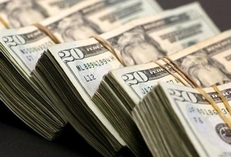 در جریان معاملات امروز بازار ارز، قیمت دلار کاهش یافت و یورو ثابت ماند.
