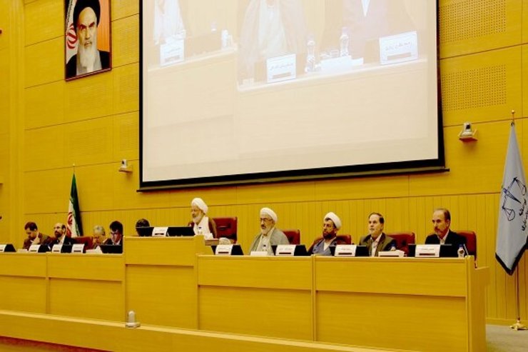 هیأت عمومی دیوان عدالت اداری با ابطال یک مصوبه، دخالت کمیسیون تنظیم مقررات ارتباطات در الزامات احراز صلاحیت حرفه‌ای و تخصصی ارکان مدیریتی شرکت‌های تجاری همین حوزه را رد کرد.
