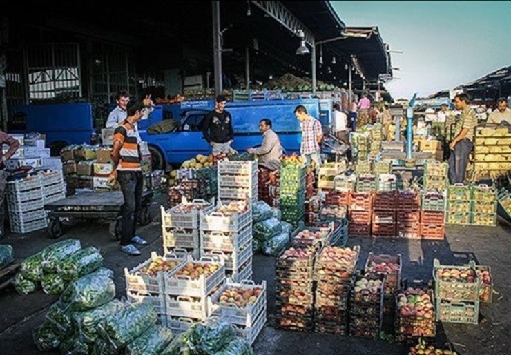 رئیس کمیسیون شهرسازی و معماری شورای شهر مشهد گفت: مشاور براساس معیار‌های مختلفی، ۶ محل را برای احداث میدان میوه و تره‌بار مشهد پیشنهاد کرده و شهرداری مکلف است نظرات و دیدگاه‌های ذی‌نفعان و فعالان این عرصه را هم به‌عنوان بهره‌برداران اصلی، لحاظ کند.