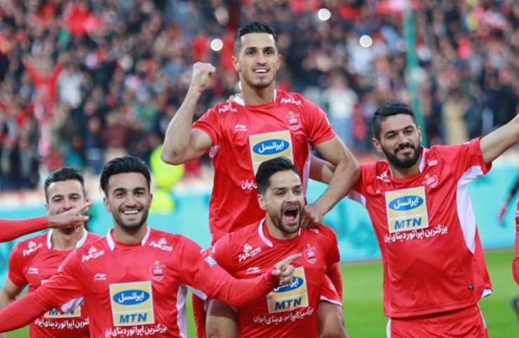 فیفا پرسپولیس را به پرداخت بیش از ۷۰۰ هزار دلار در حق کالدرون و دستیارانش محکوم کرد.