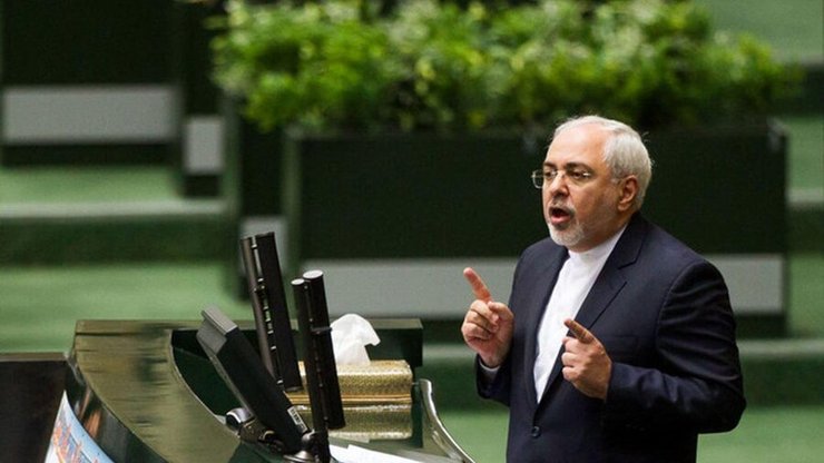 نماینده کاشمر در مجلس شورای اسلامی درباره حاشیه‌های روز یکشنبه حضور وزیر امور خارجه در صحن علنی می‌گوید: دفاع آقای ظریف از برجام موجب ناراحتی نمایندگان شده بود و مستندکردن اقدامات خلاف و کارشناسی خودش به رهبری و تعریف رهبری از ایشان موجب شد ما اعتراض کنیم.