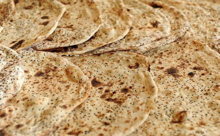 سرپرست معاونت بازرگانی داخلی وزارت صمت گفت: دولت هیچ برنامه‌ای برای افزایش قیمت نان ندارد،تا زمانی که یارانه پرداخت می‌شود قیمت نان گران نخواهد شد.