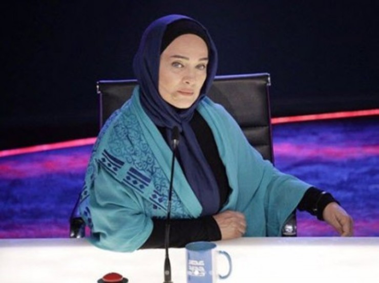 برنامه امشب ۱۹ تیر دورهمى با حضور رویا نونهالی بازیگر و داور عصر جدید ساعت ٢٣ از شبکه نسیم پخش می‌شود.
