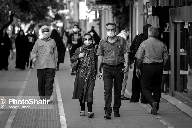 بر اساس بخشنامه ۱۹ تیرماه معاون وزارت کشور، مسئولان ادارات و واحدهای وابسته و تابعه مکلف شدند ضمن راهنمایی مراجعان در خصوص رعایت کامل دستورالعمل‌های بهداشتی، از ورود کسانی که فاقد ماسک هستند به محیط اداری و مراکز ارائه خدمات جلوگیری و از ارائه خدمات به آنان خودداری کنند.