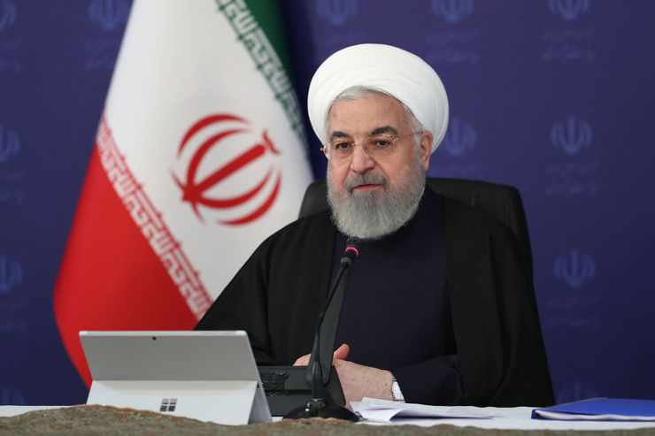 رئیس جمهور با تاکید بر اهمیت و نقش کلیدی تولید کنندگان و بازرگانان بخش خصوصی در اقتصاد کشور و جایگاه ممتاز آنان در شرایط تحریم، گفت: سیاست دولت تقویت و پشتیبانی از شرکت‌هایی است که در صف اول مقابله با تحریم قرار دارند و برای تامین کالا‌های ضروری و مورد نیاز جامعه و مواد اولیه تولید، تلاش می‌کنند.