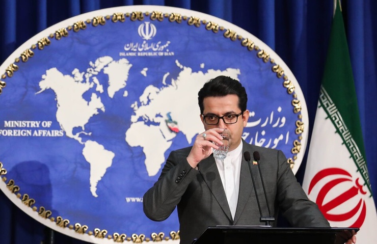 در پی بالا گرفتن درگیری‌ها میان آذربایجان و ارمنستان و حمله روز گذشته آذربایجان به مواضع ارمنستان، عصر امروز سخن‌گوی وزارت امور خارجه جمهوری اسلامی ایران به این درگیری‌ها واکنش نشان داد و اعلام کرد: اختلافات دو کشور باید در قالب گفت‌وگو حل‌وفصل شود.