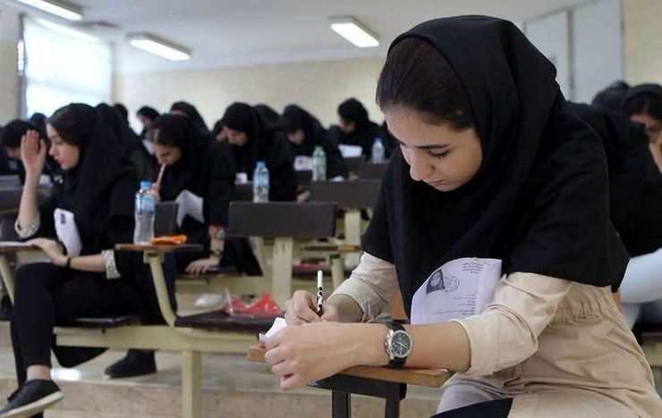 دبیر شورای عالی انقلاب فرهنگی گفت: لایحه سامان‌دهی سهمیه‌های ورود به مقاطع مختلف آموزش عالی از سوی وزارت علوم و بهداشت به هیئت دولت رفت، در این لایحه سهمیه‌های کنکور از ۱۹ به ۳ سهمیه کاهش یافت.