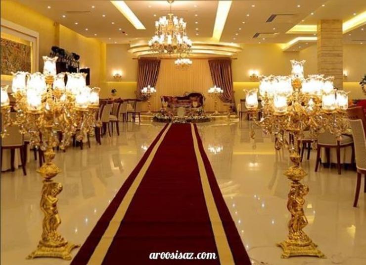 رئیس اتحادیه صنف تالارهای پذیرایی گفت: حدود ۶۰ درصد از تالارها و باغ‌تالارها در حال ورشکستگی هستند. در این مدت تعداد سه فقره پروانه کسب نیز ابطال شده است‌.