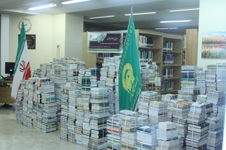 بیش از ۶ هزار نسخه کتاب از سوی سازمان کتابخانه‌ها، موزه‌ها و مرکز اسناد آستان قدس رضوی به مراکز فرهنگی، زائرسرای رضوی و مناطق محروم مشهد و شهرستان‌ها اهدا شد.