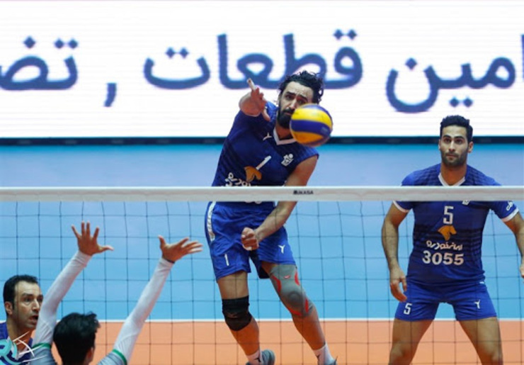 مشخص نیست مسئولان باشگاه پیکان قصد جوانگرایی یا انحلال تیم والیبال خود را دارند.