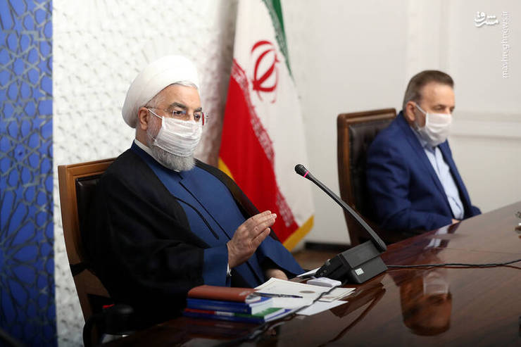 روحانی گفت: تجربه دو مقطع مقابله با کرونا در کشور نشان می‌دهد که بیش از ایجاد هر محدودیت و یا تعطیلی، رعایت دستورالعمل‌ها و مراقبت‌های بهداشتی راه‌حل اصلی مقابله با کرونا است.