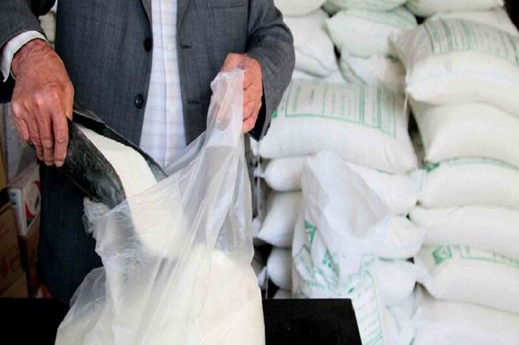 رییس اتحادیه صنف نبات و آب نبات مشهد گفت: اختصاص سهمیه شکر دولتی به صنوف نبات و آب نبات این شهر باعث شکست رکود و بازگشت کارگاه‌ها به عرصه تولید شد.