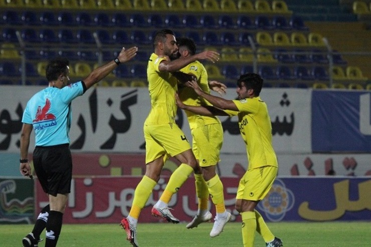شهرخودرو در برابر پارس جنوبی جم شکست خورد.