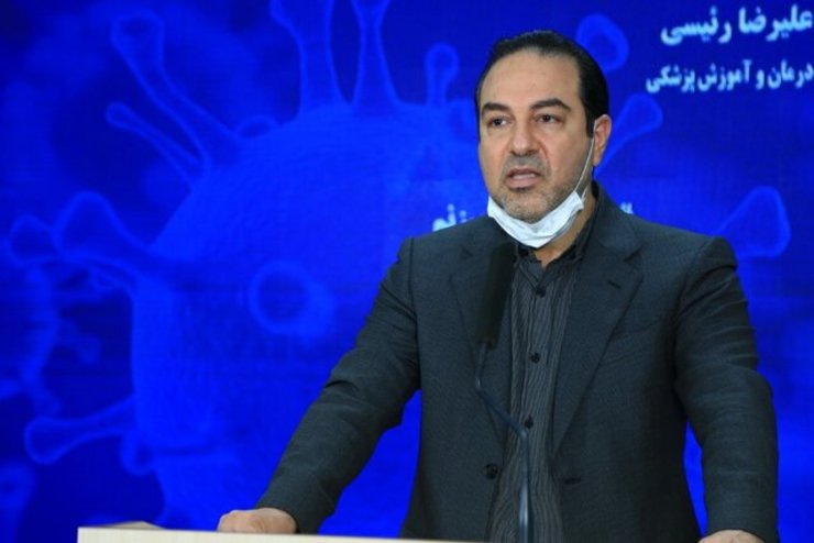 معاون بهداشت وزارت بهداشت ضمن ارائه توضیحاتی در خصوص ارائه امار ابتلای ۲۵ میلیون ایرانی به کرونا، به تشریح سیاست این وزارتخانه برای درمان این بیماری پرداخت.