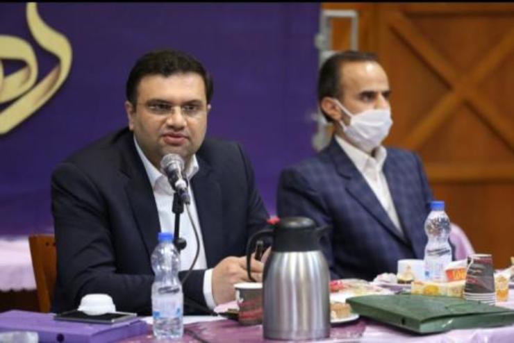 رئیس کمیسیون فرهنگی، اجتماعی، زیارت گردشگری و رسانه شورای اسلامی شهر مشهد گفت: تخفیفیات و بخشودگی‌هایی که از ابتدای سال تاکنون برای اصناف در نظر گرفته شده، نشان‌دهنده عزم مدیریت شهری و شهردار در حمایت از اصناف است.