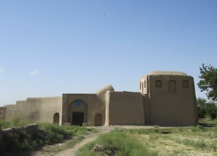 معاون میراث فرهنگی اداره کل میراث فرهنگی، گردشگری و صنایع دستی خراسان رضوی گفت: خانه زادگاه دکتر علی شریعتی در روستای کاهک شهرستان داورزن مرمت شد.