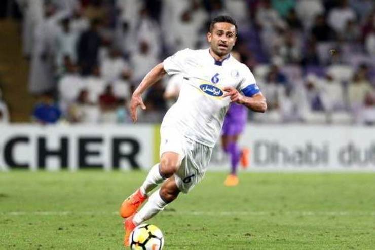 باشگاه الاهلی قطر از بازگشت امید ابراهیمی به این تیم بعد از یک فصل حضور در لیگ بلژیک خبر دارد.