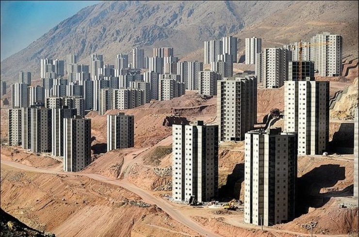 رئیس بنیاد مستضعفان از آغاز پرداخت وام بدون بهره به مستأجران خبر داد و گفت: ۱۵۰ میلیارد تومان ودیعه را بدون کارمزد و بسیار سریع در اختیار مستأجران قرار می‌دهیم. در بخش اجاره هم ۸۰ میلیارد تومان بلاعوض به مستأجران کمک می‌کنیم.
