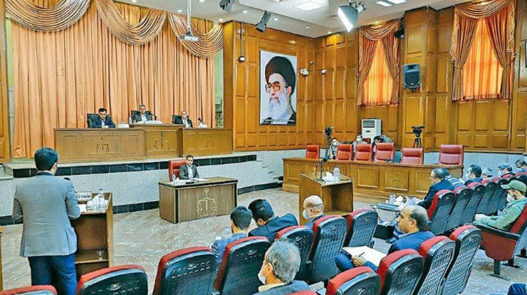 دومین جلسه رسیدگی به پرونده شرکت عظیم خودرو در شعبه سوم دادگاه کیفری یک استان تهران ریاست قاضی کاشانکی برگزار شد.