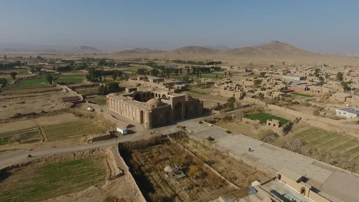 فرمانده انتظامی شهرستان خواف از گشت هوایی پلیس بر فراز بناها و محوطه‌های تاریخی این شهرستان خبر داد.