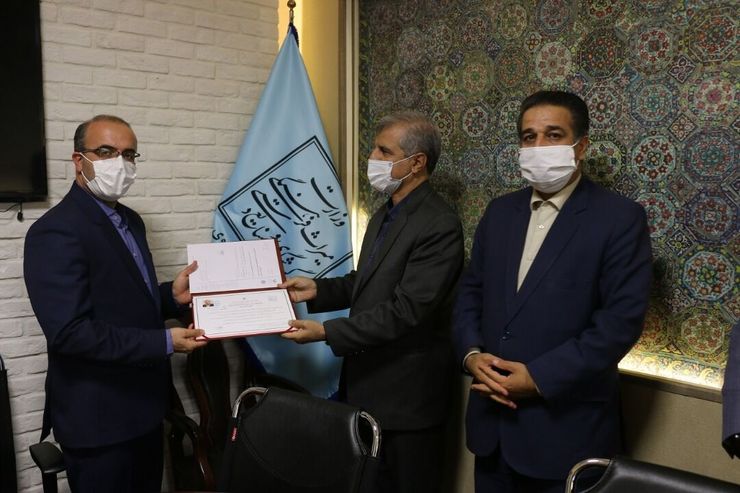 مدیرکل میراث فرهنگی، گردشگری و صنایع دستی خراسان رضوی از صدور پروانه فعالیت جامعه حرفه‌ای اقامتگاه‌های بوم‌گردی این استان خبر داد.