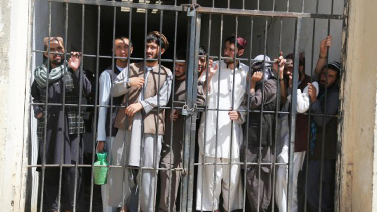 رئیس جمهوری افغانستان در پی آتش بس ۳ روزه در این کشور دستور آزادی ۵۰۰ زندانی طالبان را صادر کرد.