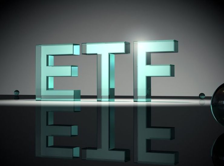 قرار است دومین ETF دولتی که متشکل از شرکت‌های پالایش نفت تبریز، پالایش نفت بندرعباس، پالایش نفت اصفهان و پالایش نفت تهران است، تا آخر ماه جاری عرضه شود. احتمالا در سه هفته باقی مانده مرداد ماه سهامداران شاهد پذیره‌نویسی دارا دوم باشند.